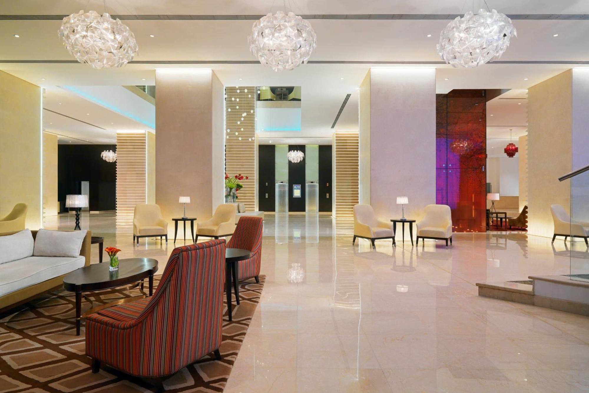 Sheraton Cairo Hotel&Casino Giza Esterno foto Lobby